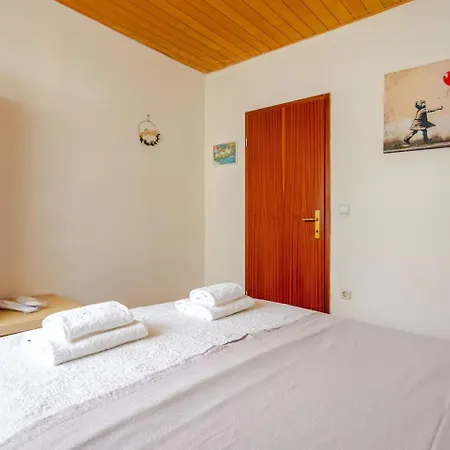 Misho With Terrace Apartman Split